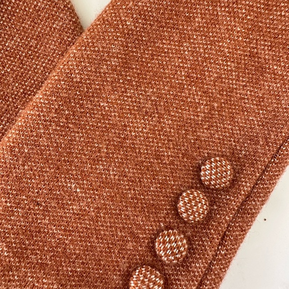 NWT Carmel Colored Gloves - Picture 3 of 7